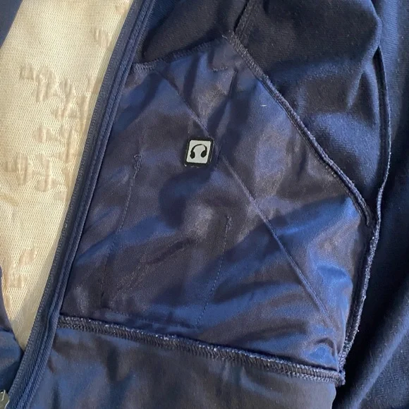 Nike Women's Navy and White Training Jacket Zip Up Small - Picture 15 of 15